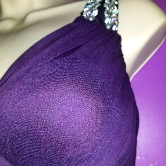 PARTY DRESS - Picture 4 of 7